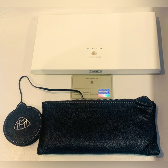 New MAYBACH Make-UP Bag - Picture 3 of 10